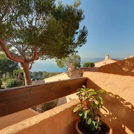 Apartamento T2 Vue Avec Balcon, Climatise, Piscine *